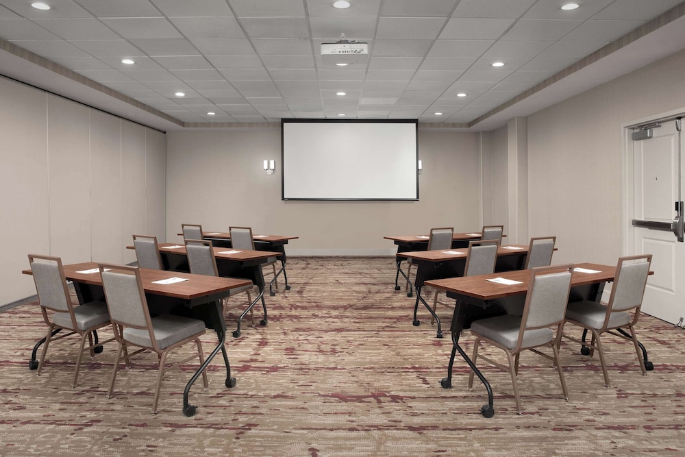Hilton Garden Inn Philadelphia Ft. Washington - photo 46