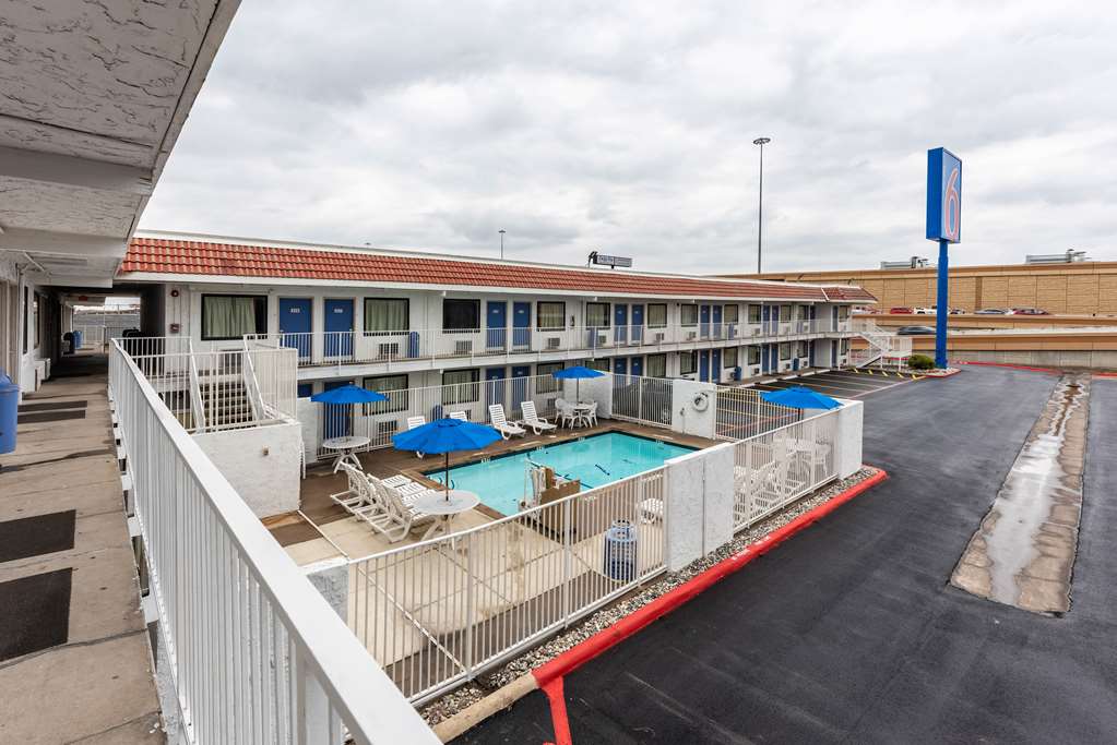 Motel 6 North Richland Hills TX - photo 13
