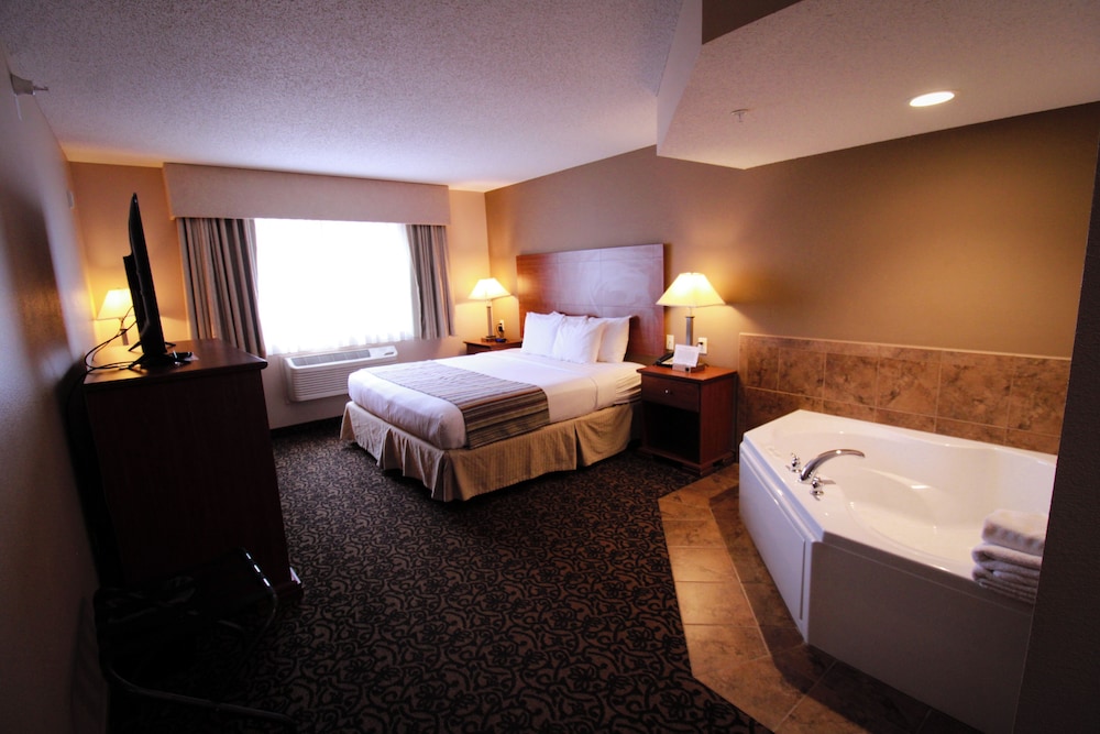 Canby Inn And Suites - photo 6