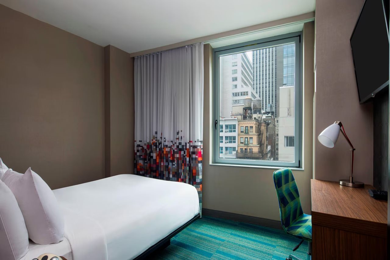 Aloft Manhattan Downtown Financial District - photo 3