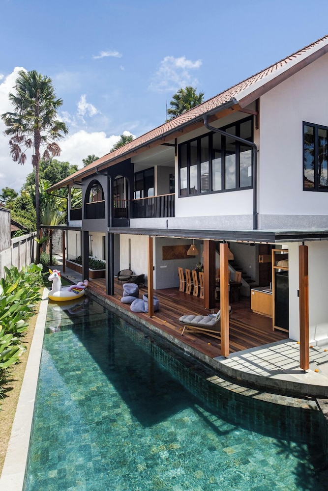 Villa Tamara Canggu Bali — 4-Star Luxury Hotel in Kerobokan, Indonesia