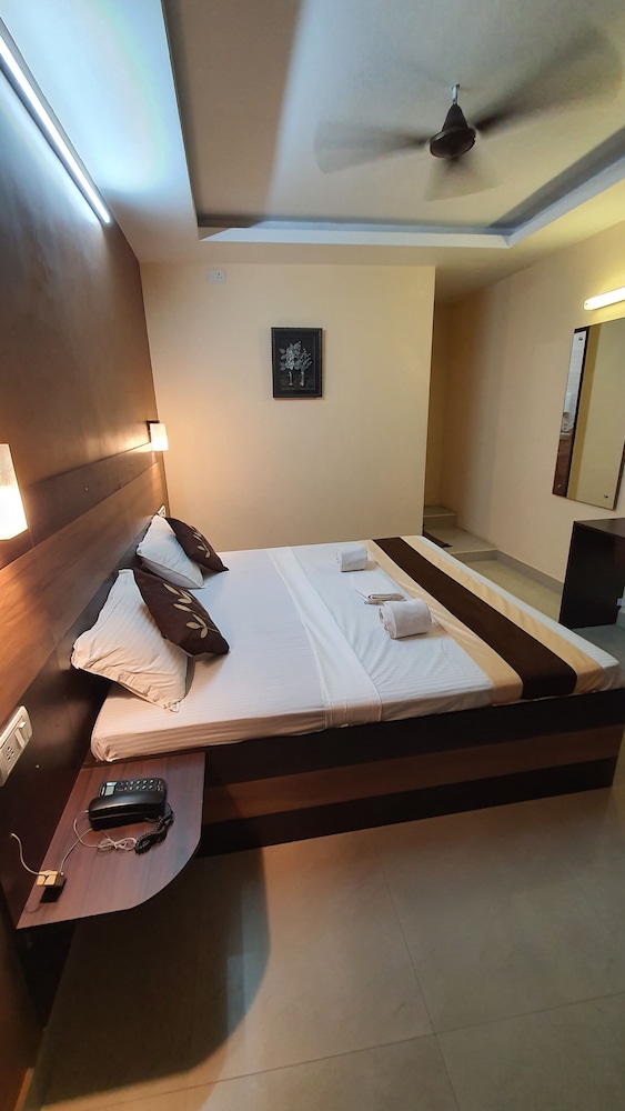 S4 Residency - last minute hotel in Chennai