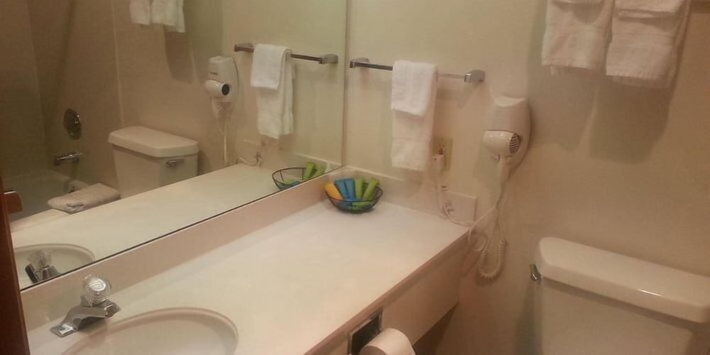 Fidalgo Country Inn - photo 26