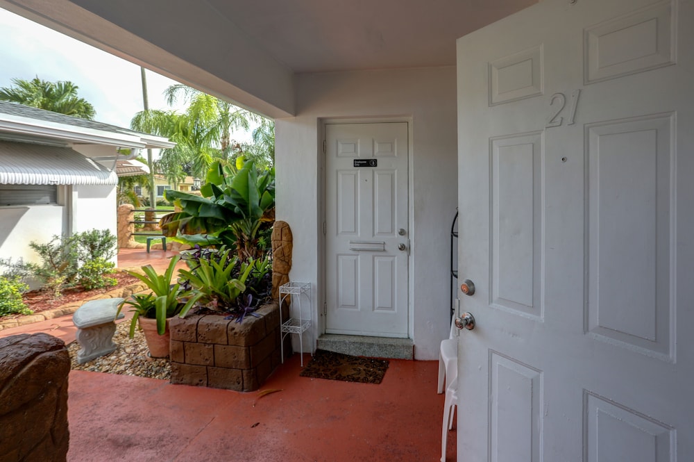 Richard's Pet Friendly Motel - photo 7