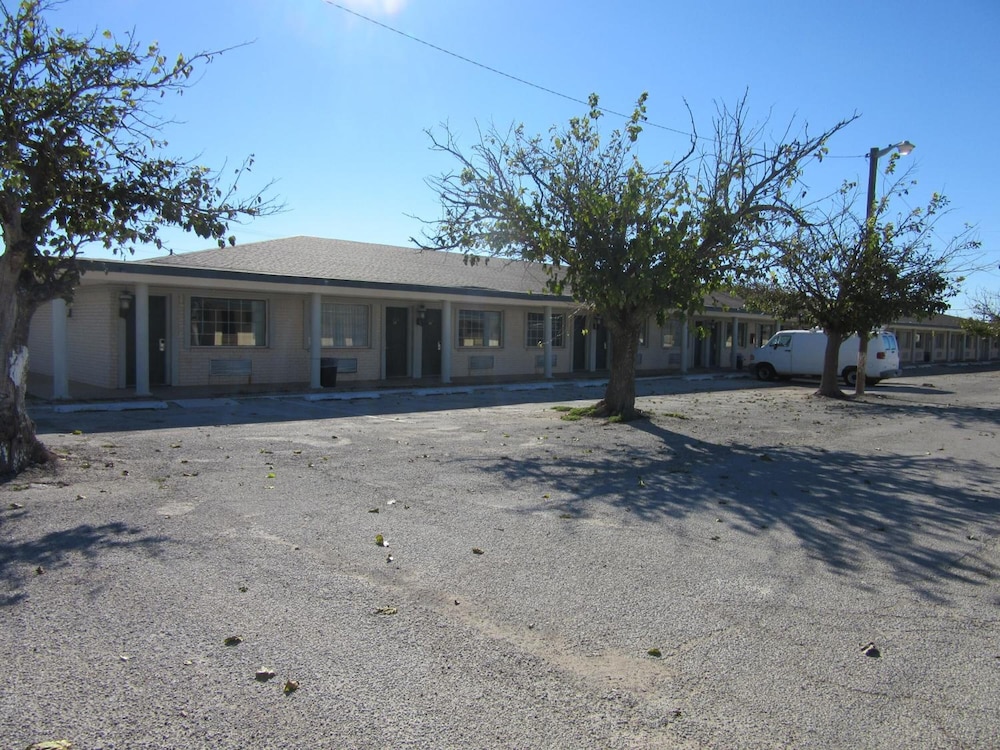 Royal Inn Abilene - photo 37
