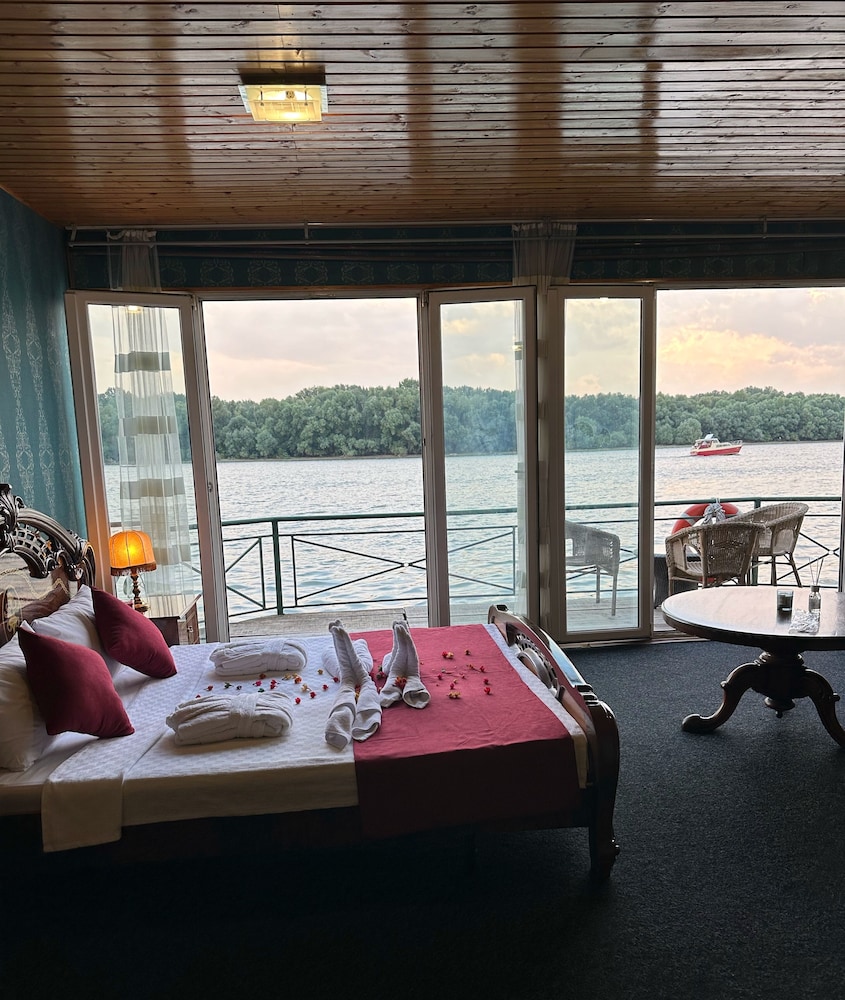 Hotel Odelia - last minute hotel in Belgrade