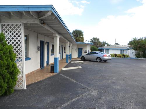 Southwind Motel - photo 4