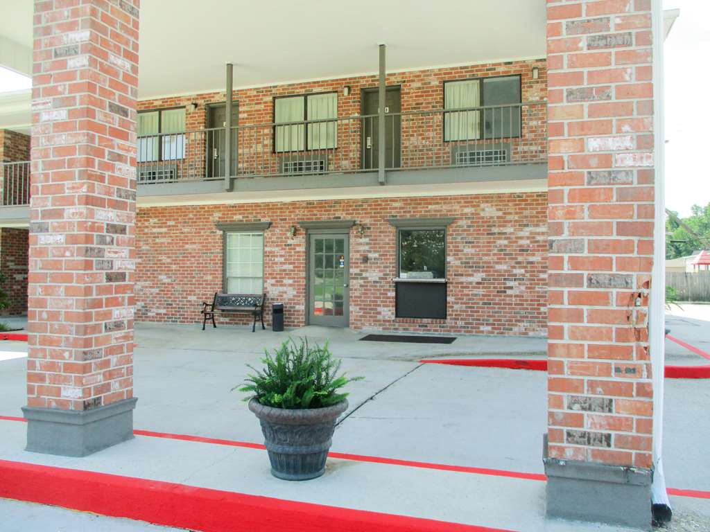 Studio 6 Luling LA - photo 2