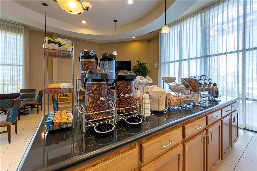 Comfort Suites Barstow near I 15 - photo 40