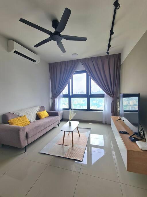 KL View 3BedRoom 2carpark MRT Station Cheras Maluri FreeWifi C41 — 4-Star Luxury Hotel in Kuala Lumpur, Malaysia