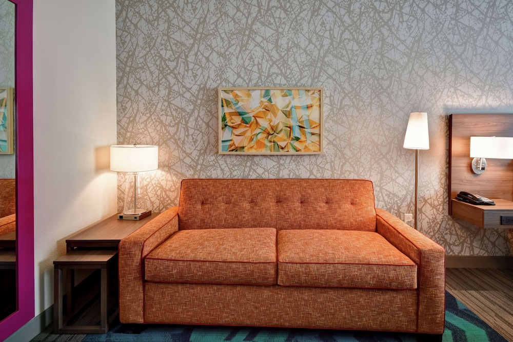 Home2 Suites by Hilton Mechanicsburg - photo 20