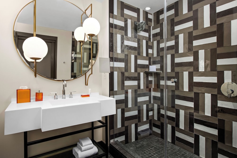The Troubadour Hotel New Orleans Tapestry Collection by Hilton - photo 23