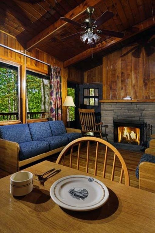 Tygart Lake State Park - carbon neutral hotel in Grafton