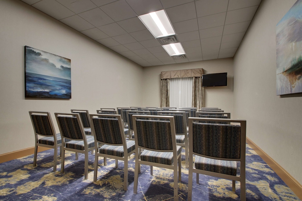 Hampton Inn Sneads Ferry North Topsail Beach - photo 46