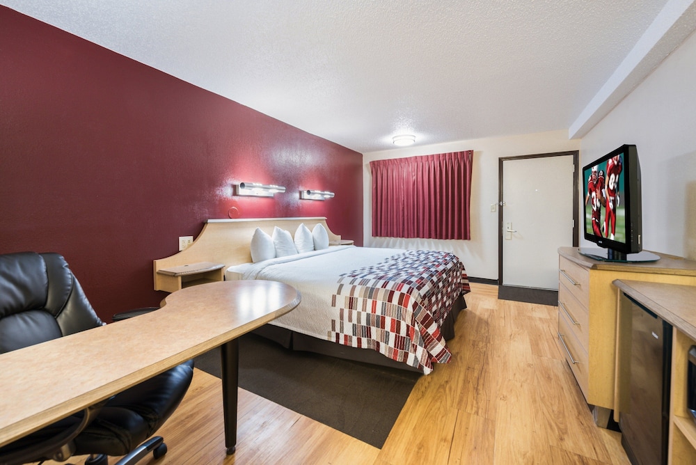 Red Roof Inn Columbus Grove City - photo 12