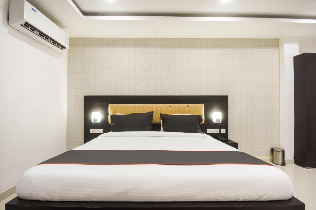 Hotel O Red Velvet Premium 18082282 — Bhubaneshwar