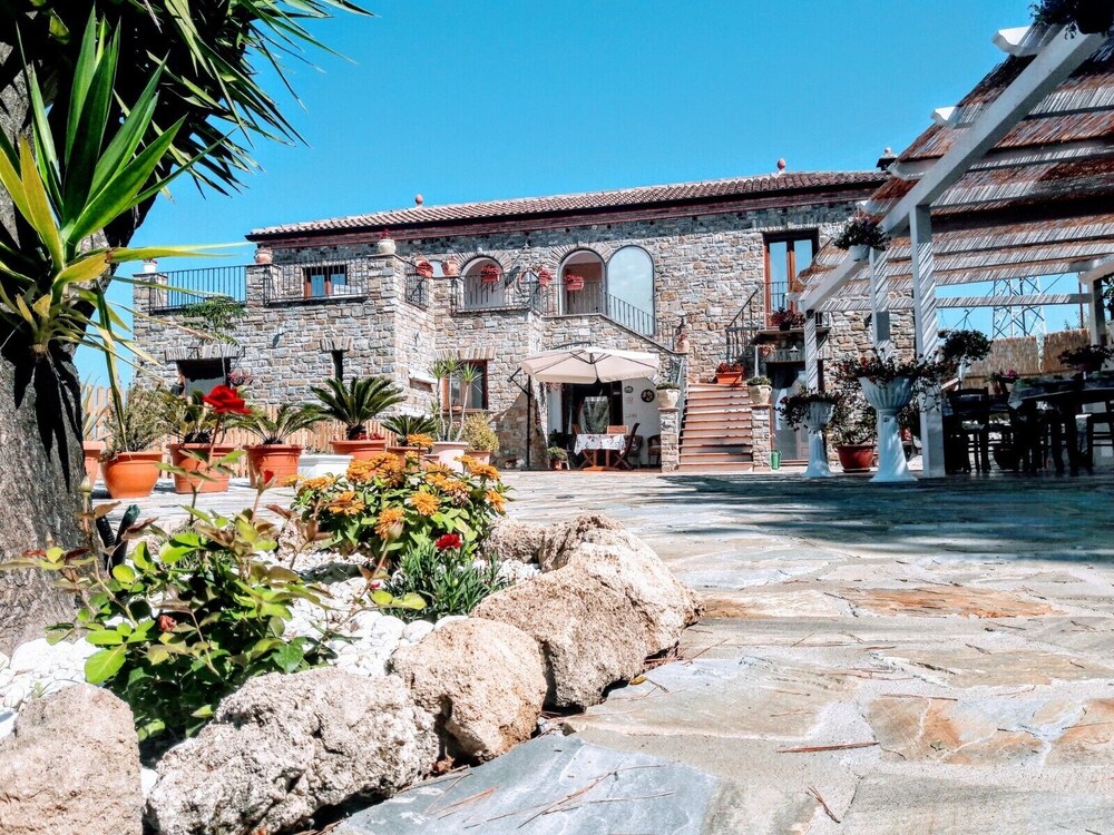 Il Canto dei Venti — hotel in Montecorice