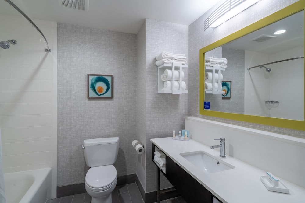 Hampton Inn Hardeeville - photo 16