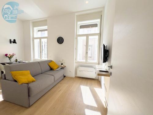 San Lazzaro 23 2 Tirabora Short Rent — 4-Star Luxury Hotel in Trieste, Italy