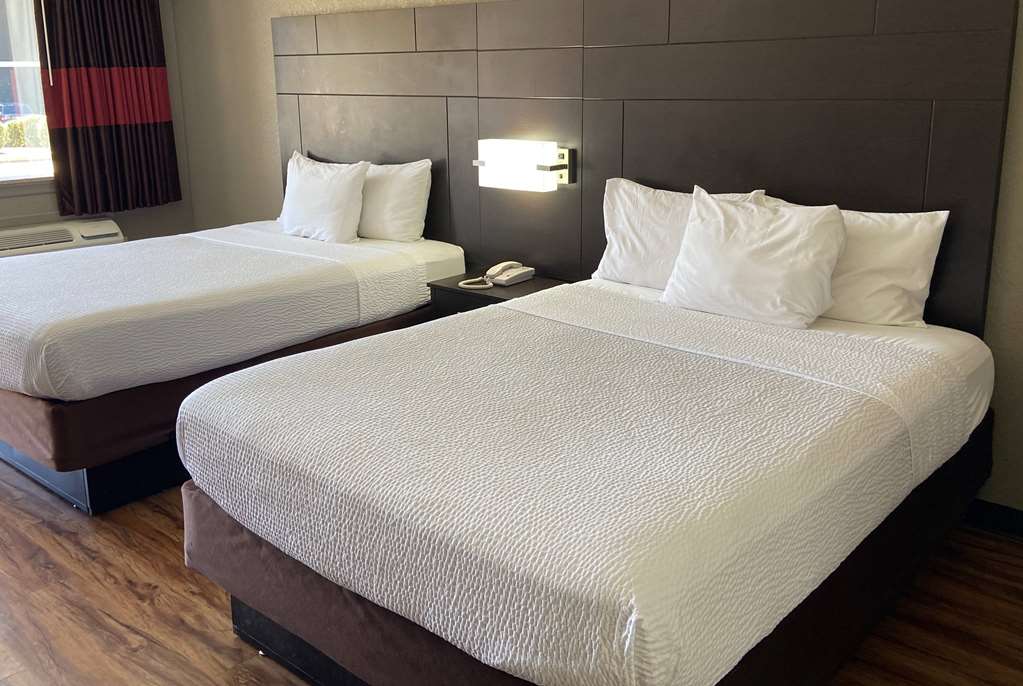 Days Inn by Wyndham Tupelo - photo 18