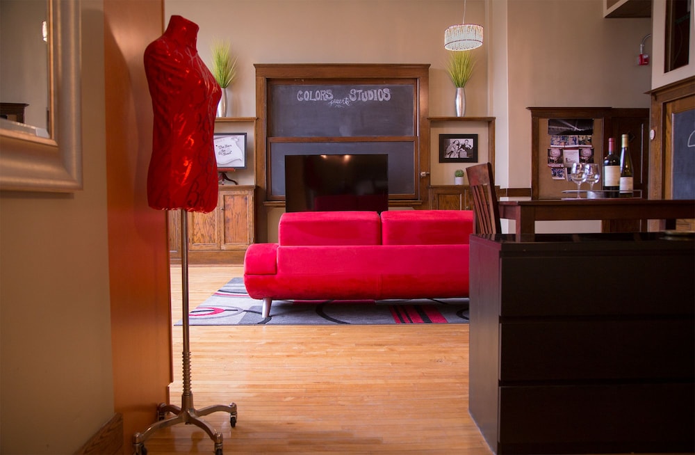 School 31 Lofts at Colors Studios - photo 109