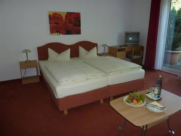 Hotel Grüner Jäger — hotel in Travemuende