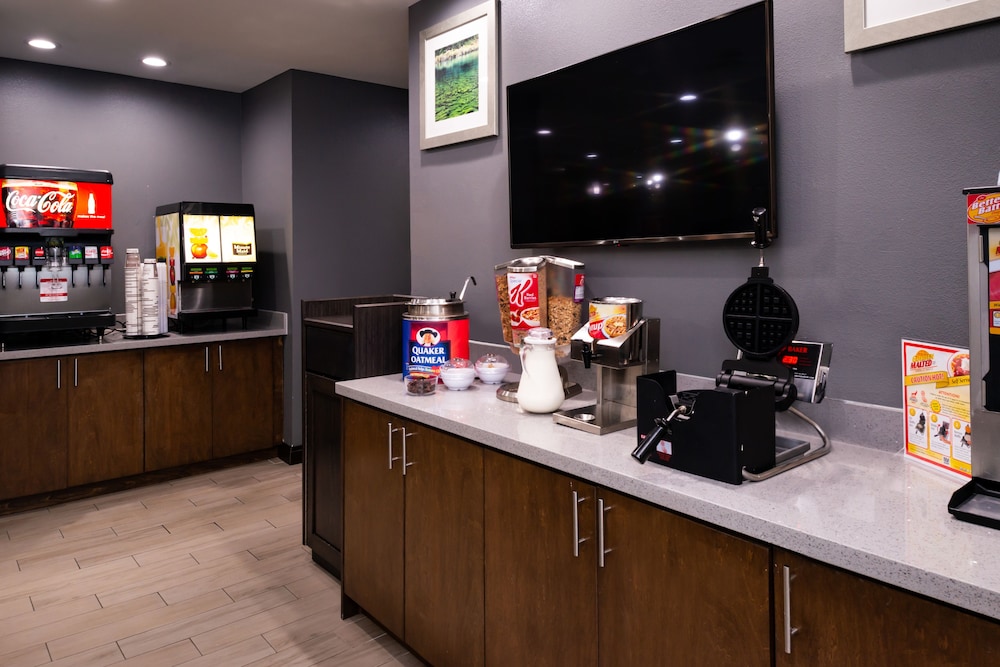 Staybridge Suites Lake Charles by IHG - photo 47