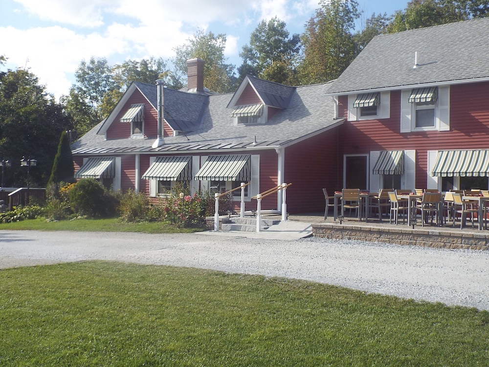 The Vermont Inn - photo 77