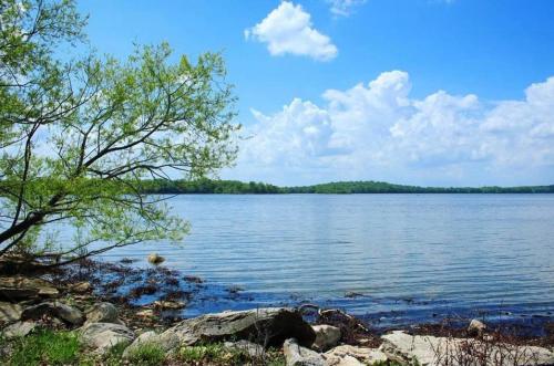 1Min to Percy Priest Lake 2 Masters Quiet Family Home — 4-Star Luxury Hotel in La Vergne, United States