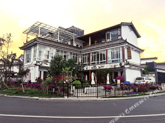 Chenxiyuan Lakeview Inn - last minute hotel in Dali