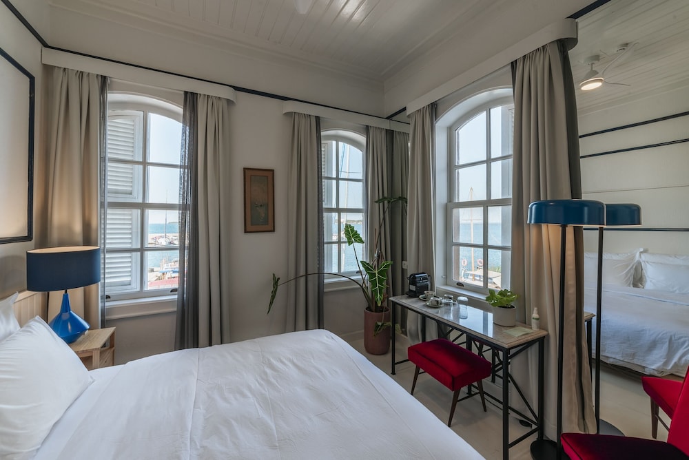 Gumruk Otel Urla — Urla — photo 2