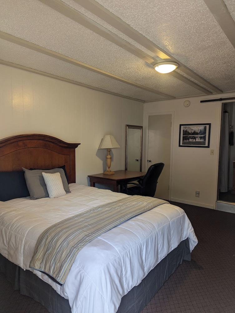 Irish Dreams LLC - last minute hotel in Washington