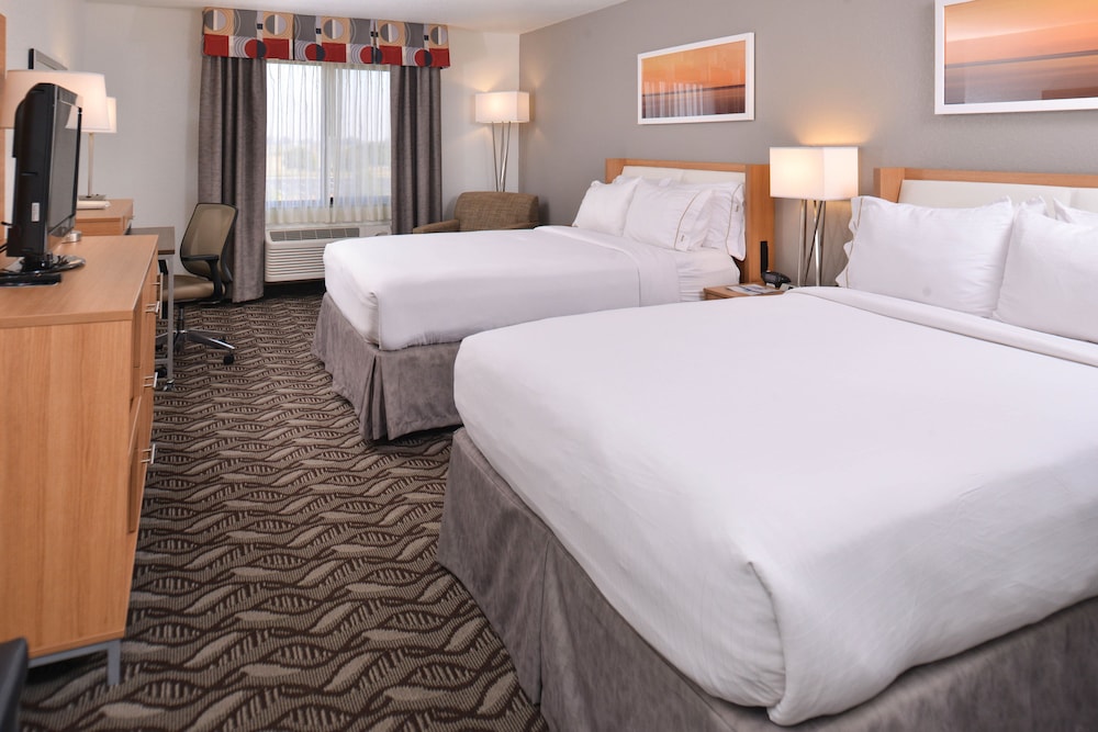 Holiday Inn Express & Suites Lonoke I 40 Exit 175 - photo 17