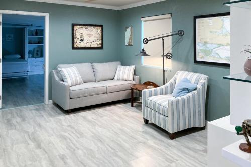 Pink Bay Views in Rockport, United States