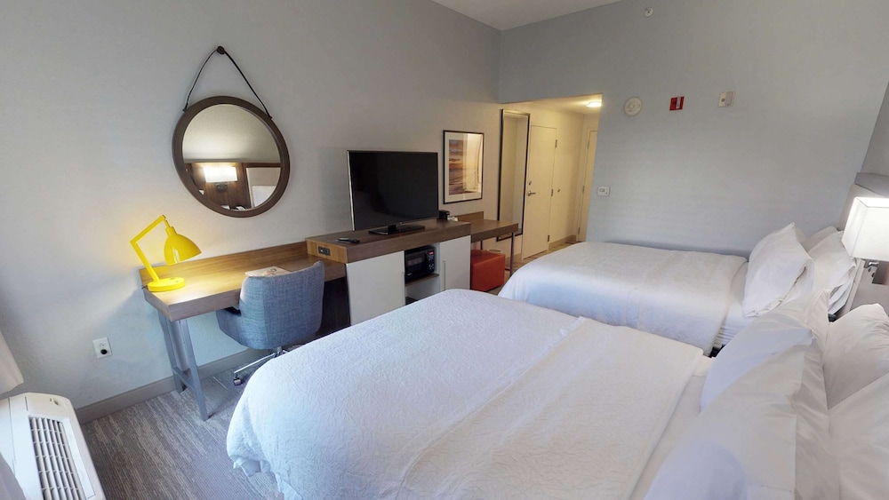 Hampton Inn St. Simons Island - photo 8