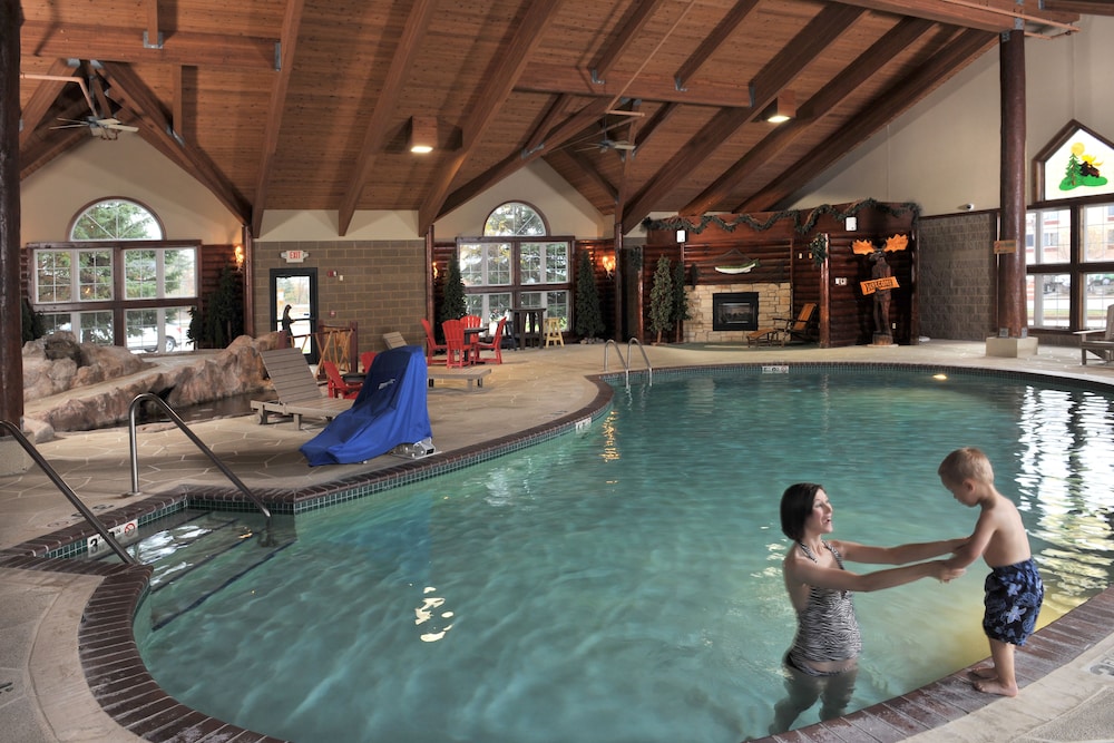 Cedar Creek Hotel Wausau Rothschild — hotel in Rothschild