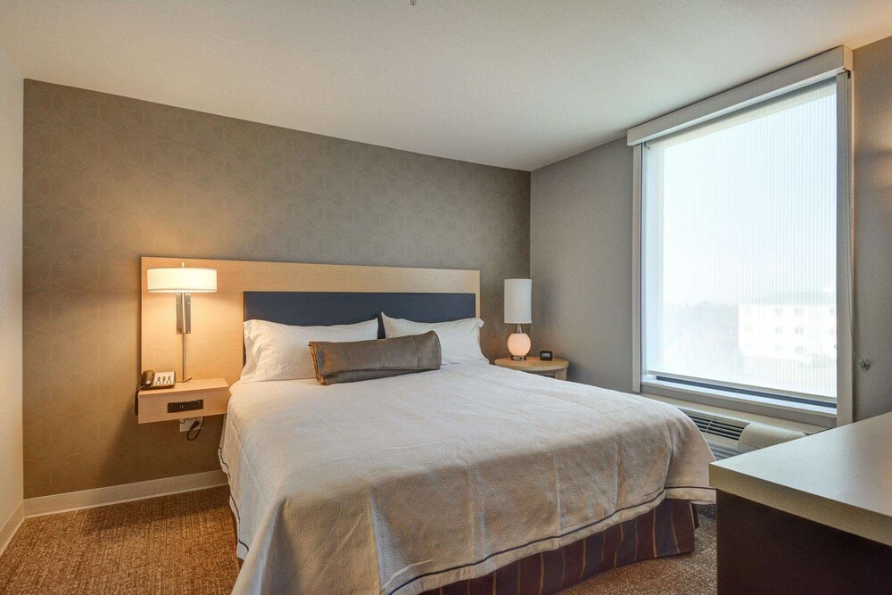 Home2 Suites by Hilton Irving DFW Airport North - photo 10