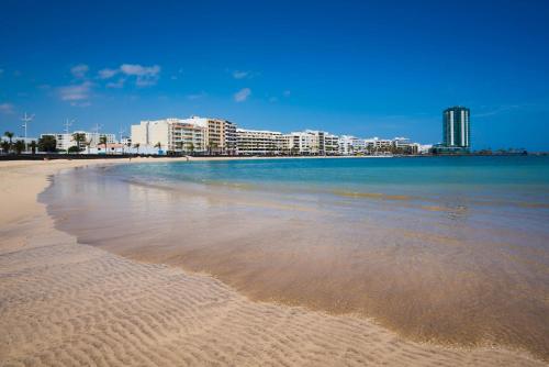 Vivienda En Arrecife De 4 Habitaciones — Arrecife