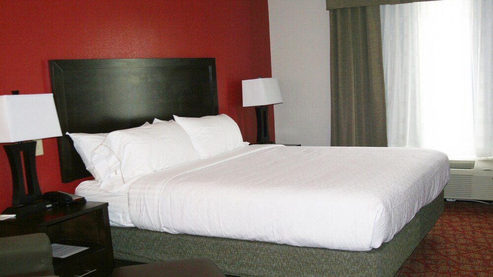 Holiday Inn Guin by IHG - featured photo