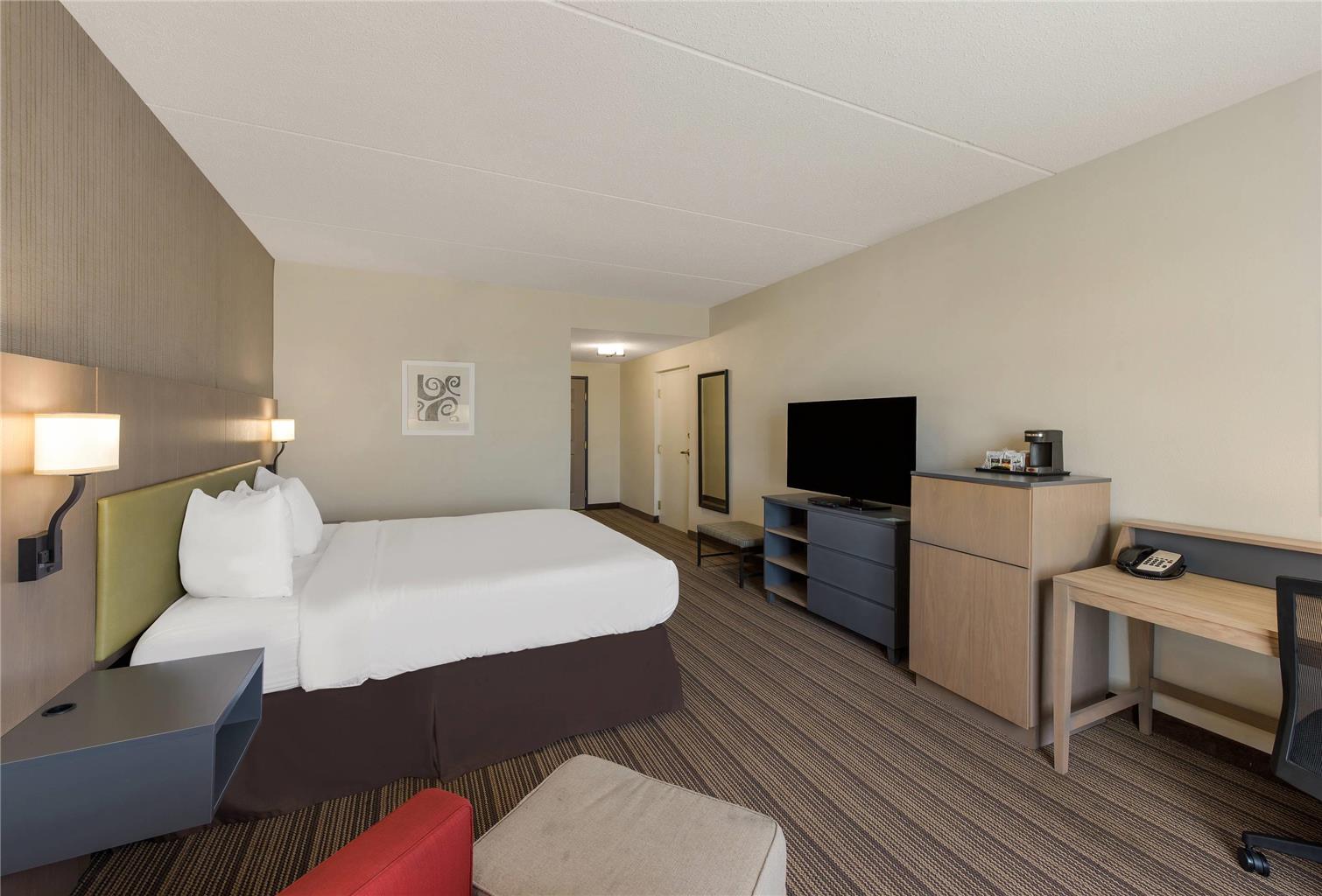 Country Inn & Suites by Radisson Findlay OH - photo 26