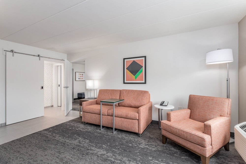 Holiday Inn Columbus an IHG Hotel - photo 5