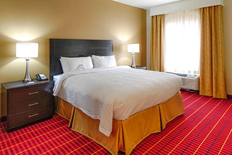TownePlace Suites El Paso Airport - photo 58