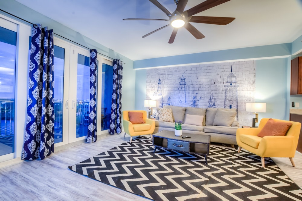 Laketown Wharf Resort by Aneliya's Rentals - photo 580