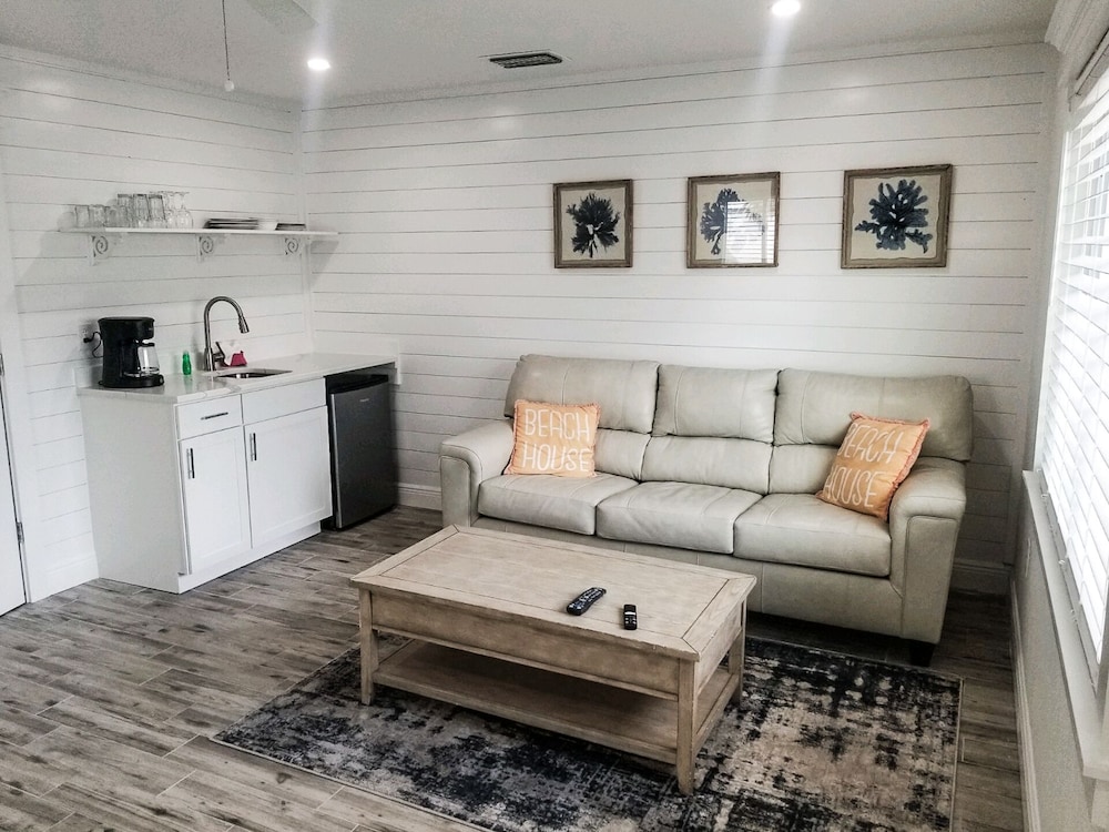 Seabreeze at Anna Maria Island Inn - photo 28