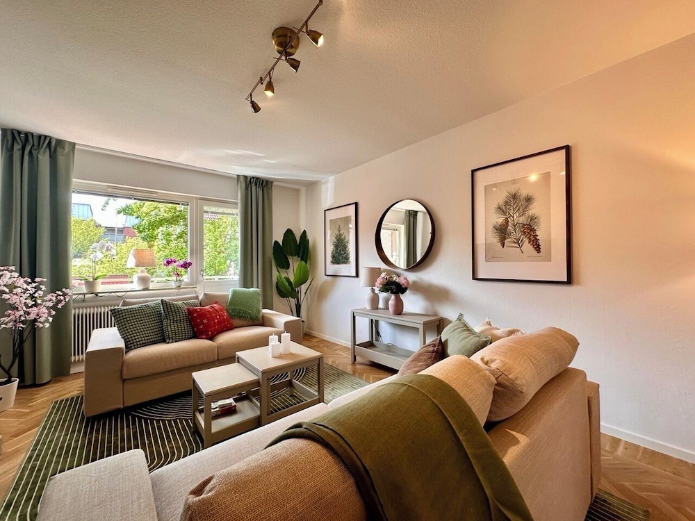 Prinshöjden Hotel Smart Digital Apartments & Villas — hotel in Katrineholm