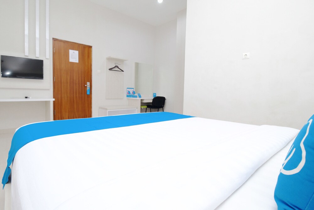 Airy Stasiun Balapan Natuna 4 Solo — Surakarta — photo 2