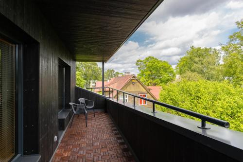 Self check in 3 bedroom apartment with sauna and balconies