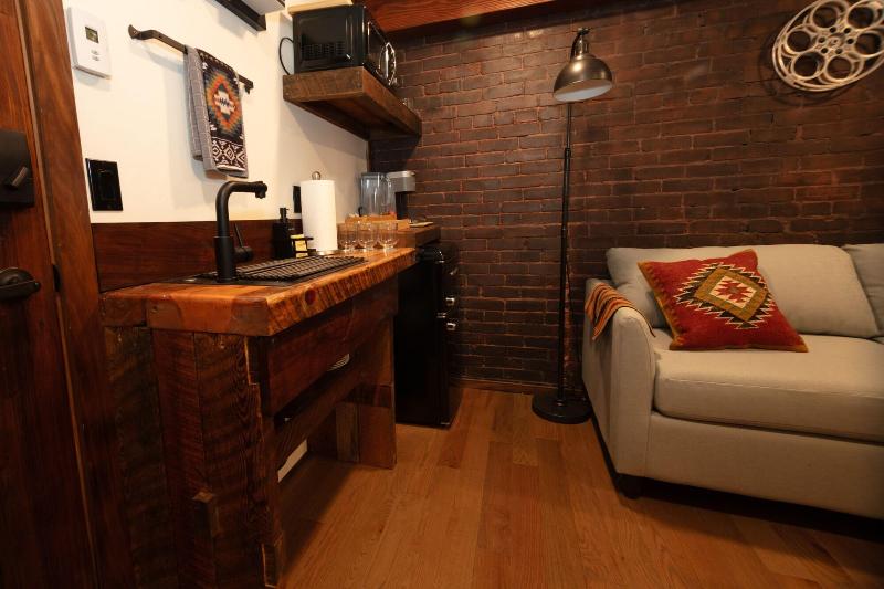 The Frenchman Suites - photo 39