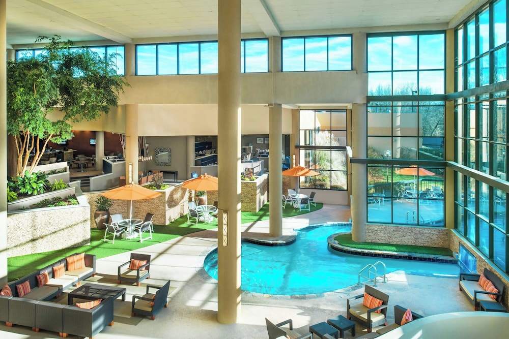 Sheraton Charlotte Airport Hotel - photo 20