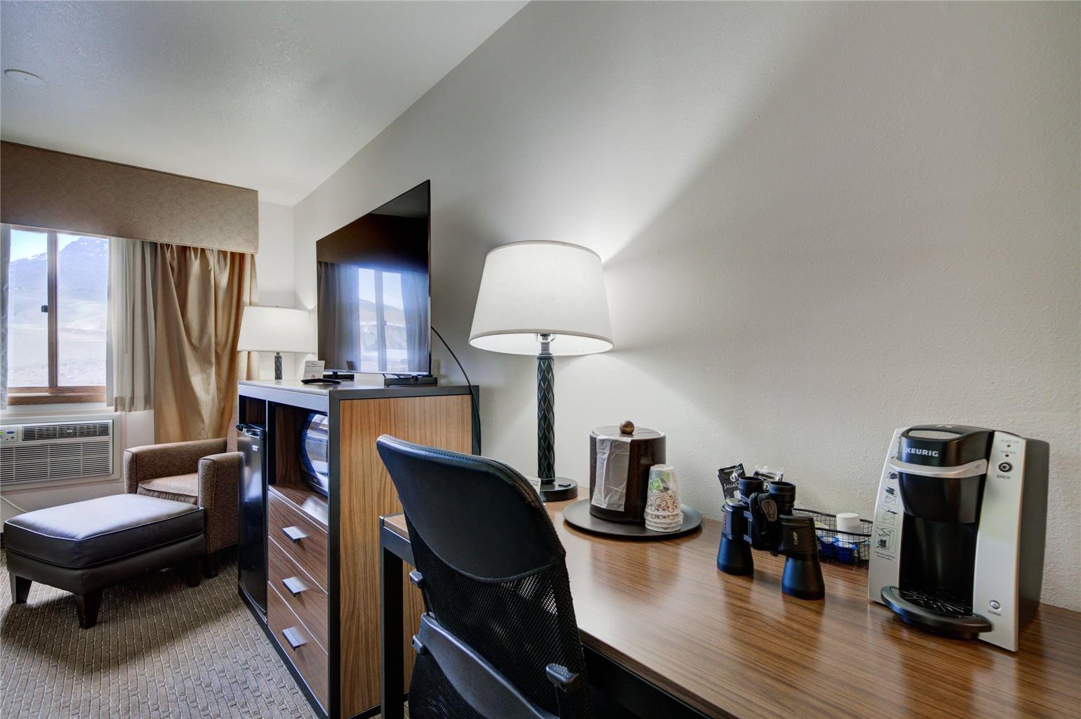 Ridgeline Hotel at Yellowstone an Ascend Collection Hotel - photo 11